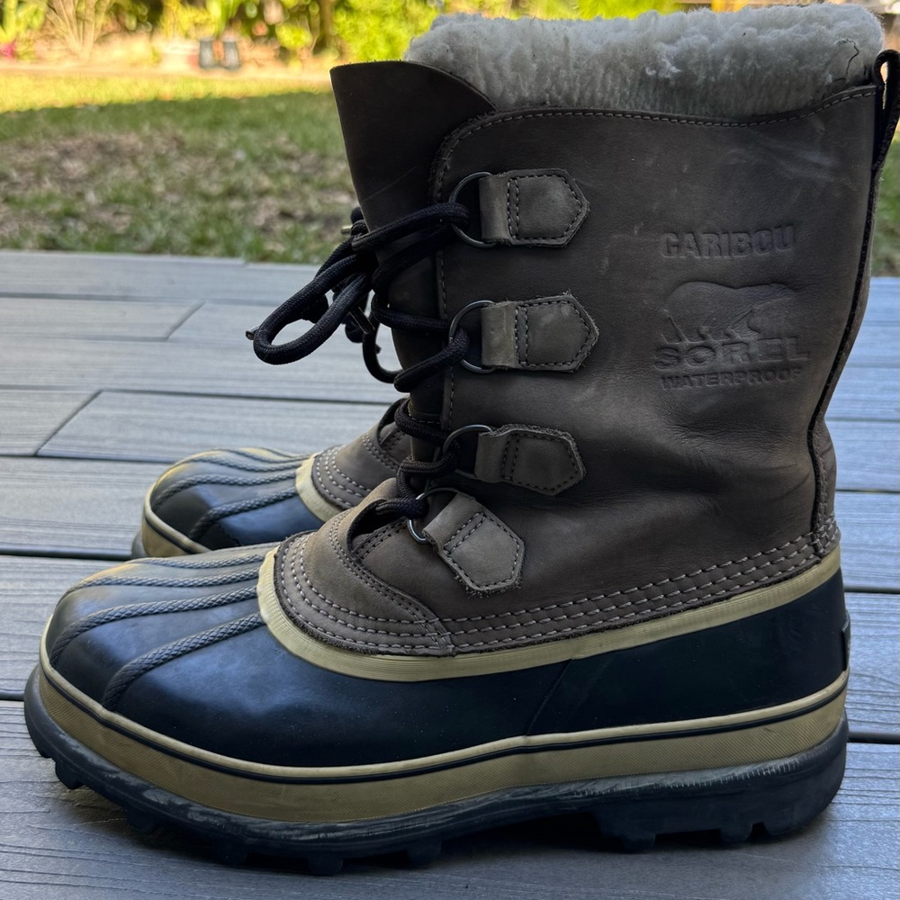 Sorel Caribou Snow Boots NICE gray/black men’s size 10 US